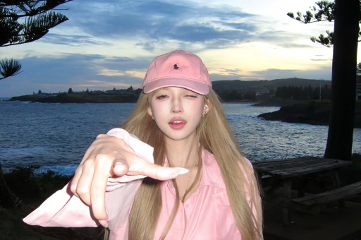 顶流女星红毯互撕太刺激！站位暗战+造型翻车现场曝光内娱潜规则被扒