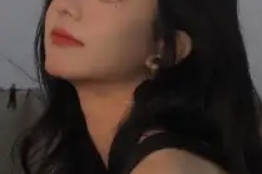 百万网红直播号称纯牛肉售卖合成肉卷 承诺假一赔万 被起诉称赔偿过高 最终双方同意调解