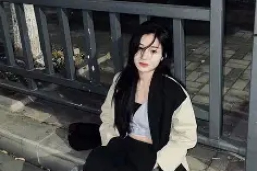 同样是售假董宇辉的全额退款比李维刚的假一赔十差了十八条街