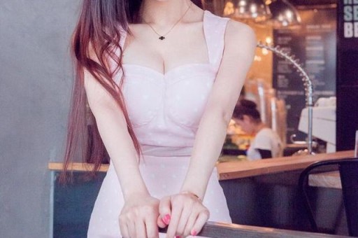 易易紫曝明星翻红后会耍大牌:红了之后就会耍大牌身边有很多 易易紫曝明星翻红后会耍大牌:红了之后就会耍大牌身边有很多